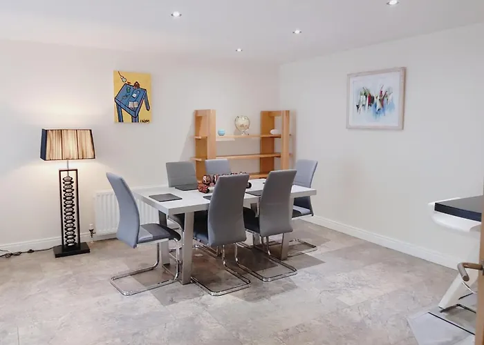 Central City Apartment - Free Parking